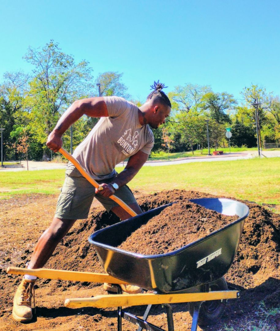 Meet Quincy Bradley Master Gardener SHOUTOUT DFW