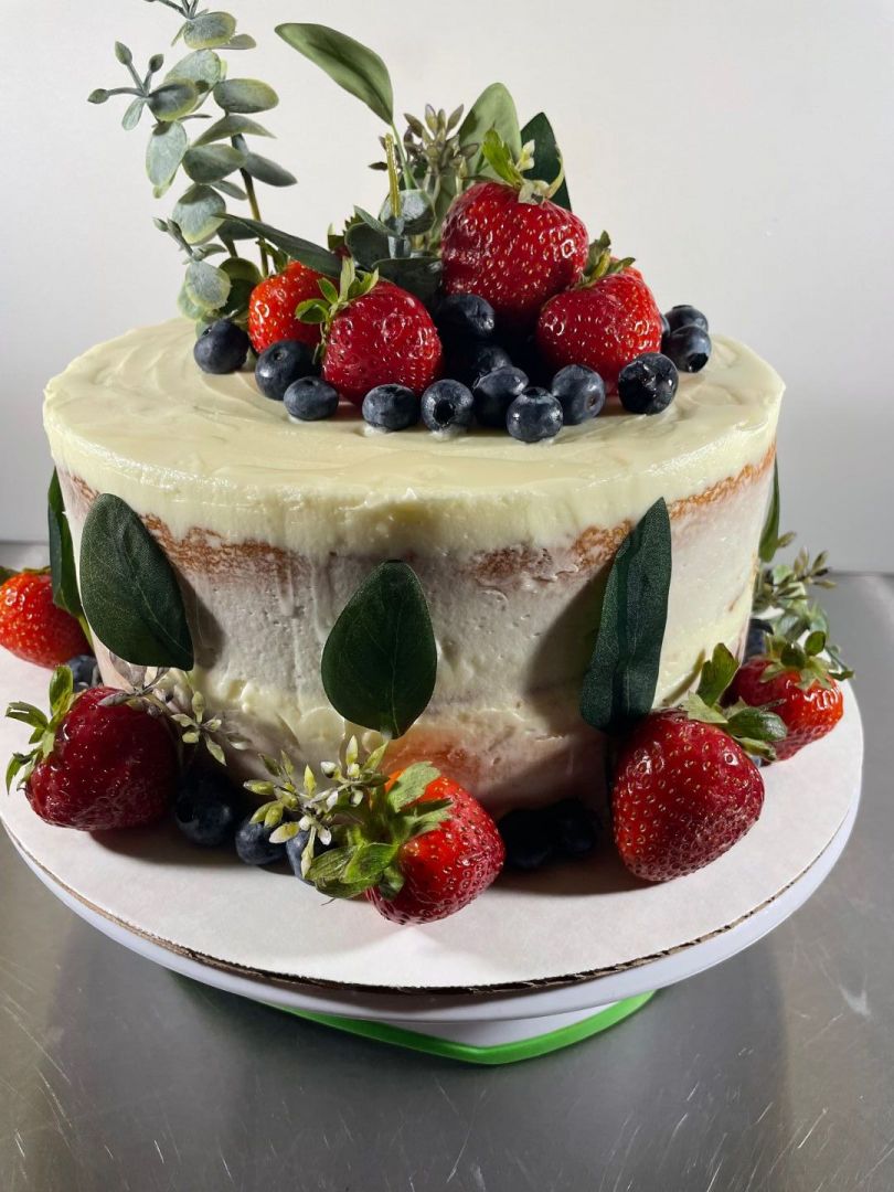 Wedding Cake from Bakers Den - 5 kg | Baker's Den